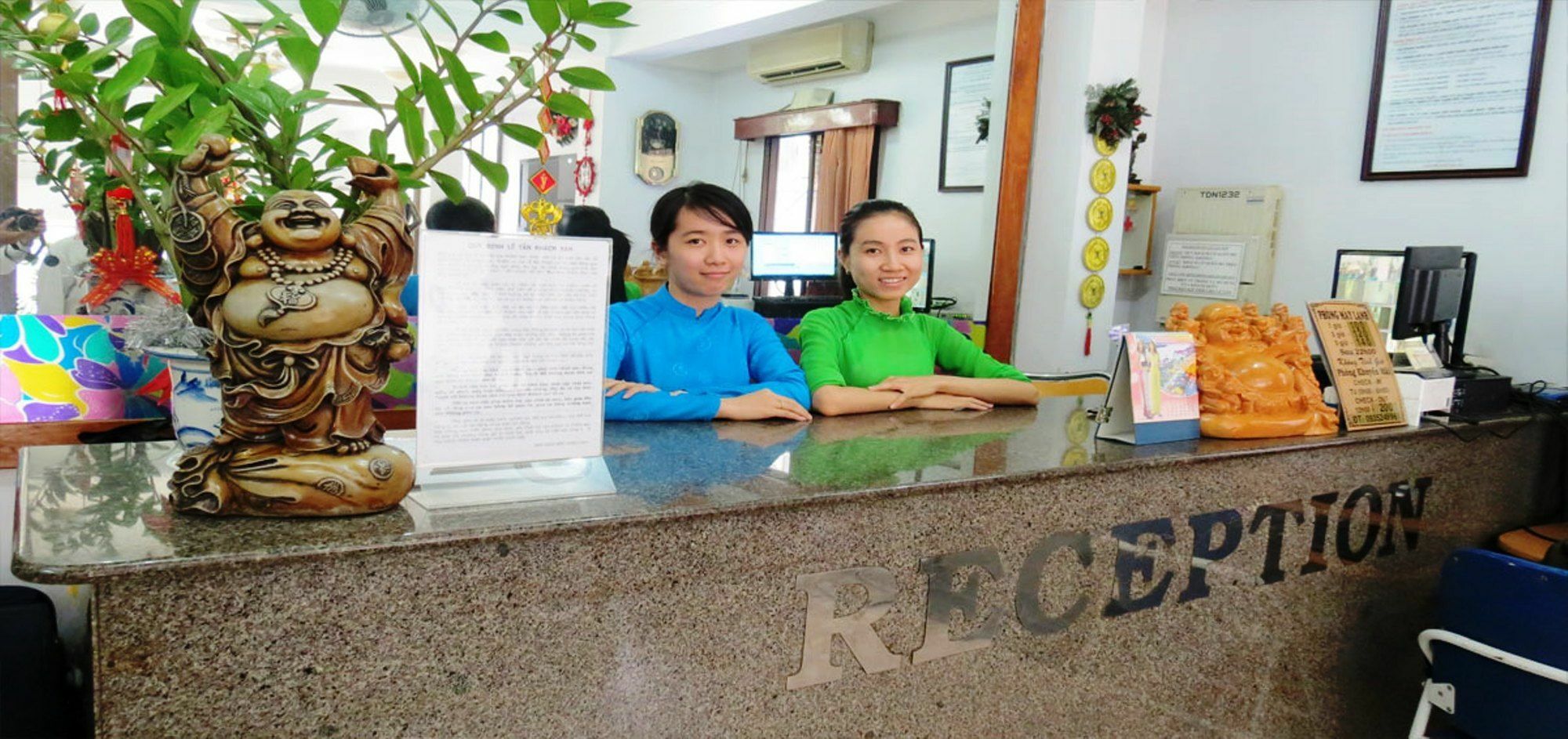 Nhà nghỉ Vuon Tao Dan